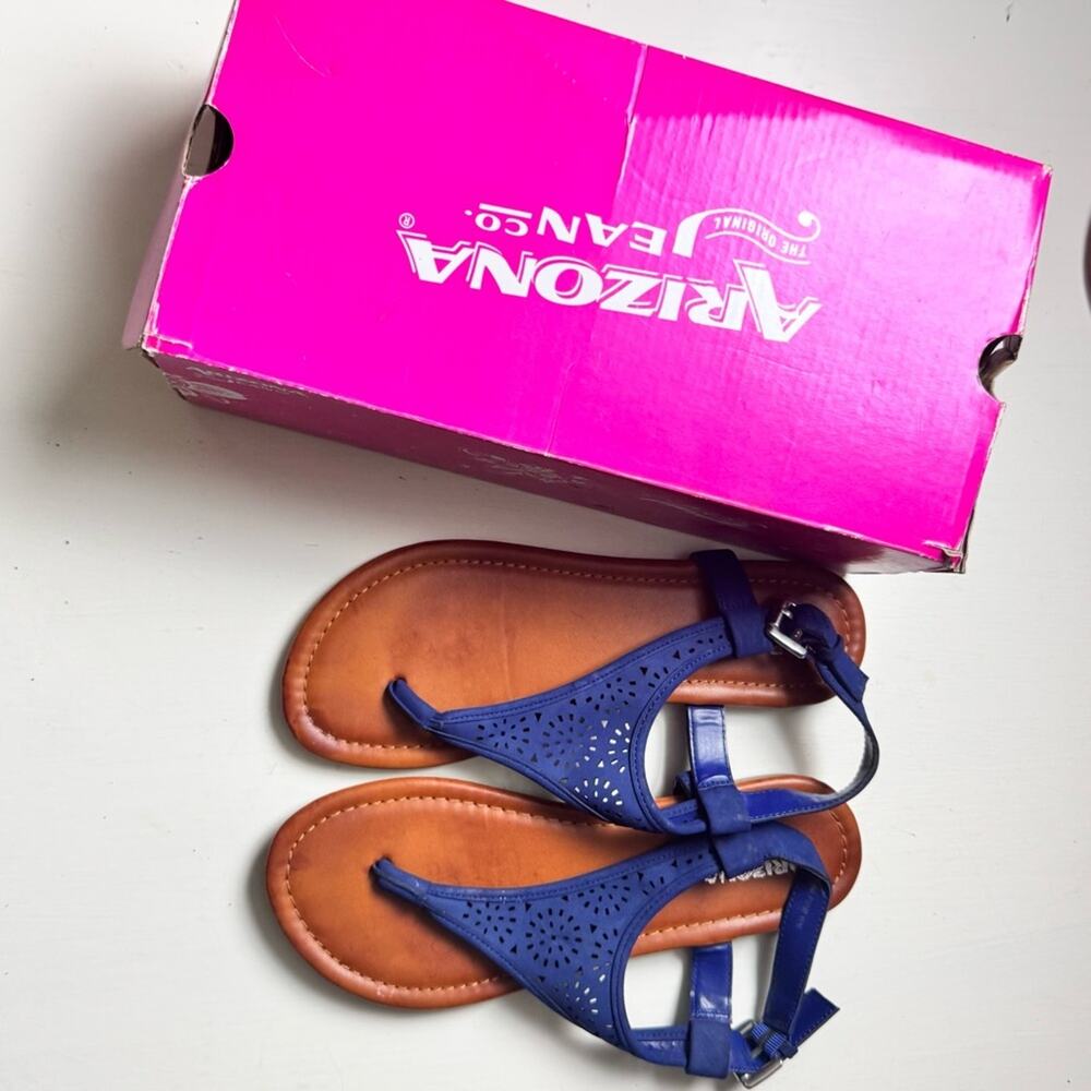 Arizona Jean Co Women's  Zari Cobalt Ankle Strap Perforated Design Sandals Sz 7